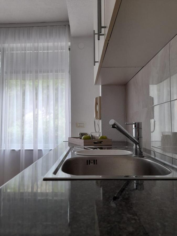 King'S Cave Apartment ไยเซ ภายนอก รูปภาพ